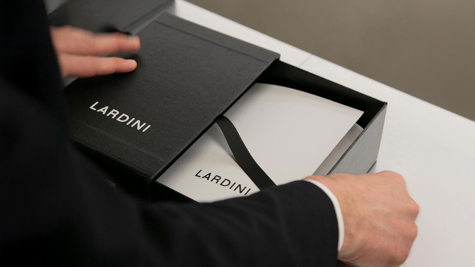 Un Evento Esclusivo: L’Artigianalità Lardini Incontra Quaranta Boutique