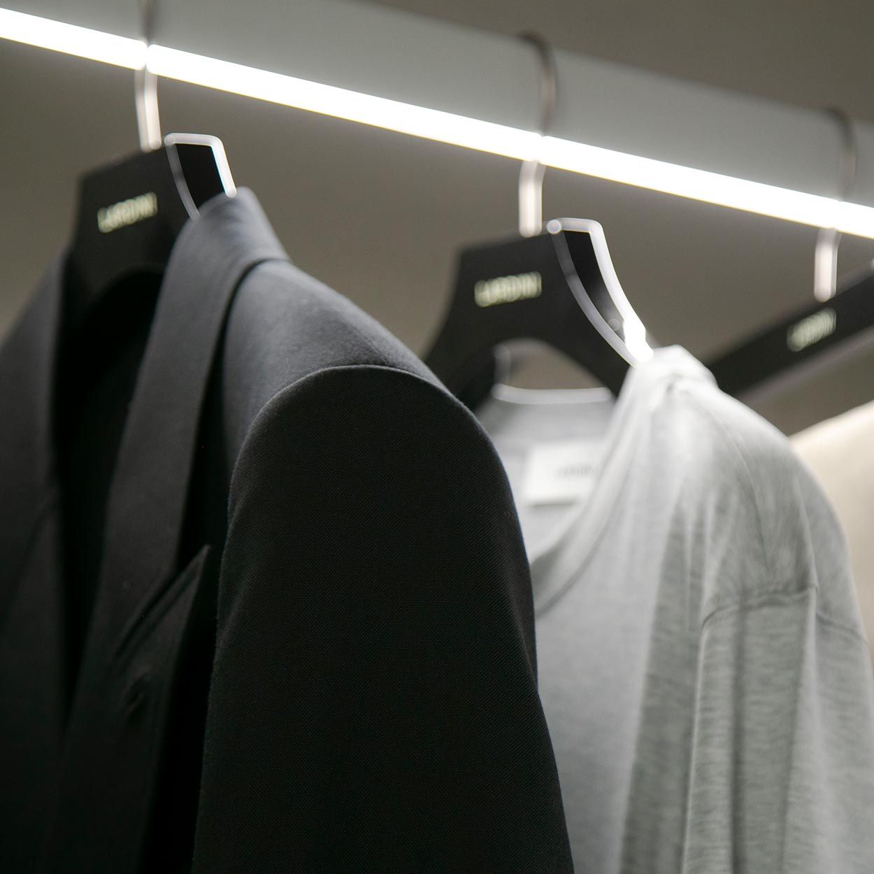 Un Evento Esclusivo: L’Artigianalità Lardini Incontra Quaranta Boutique | Image 1275774