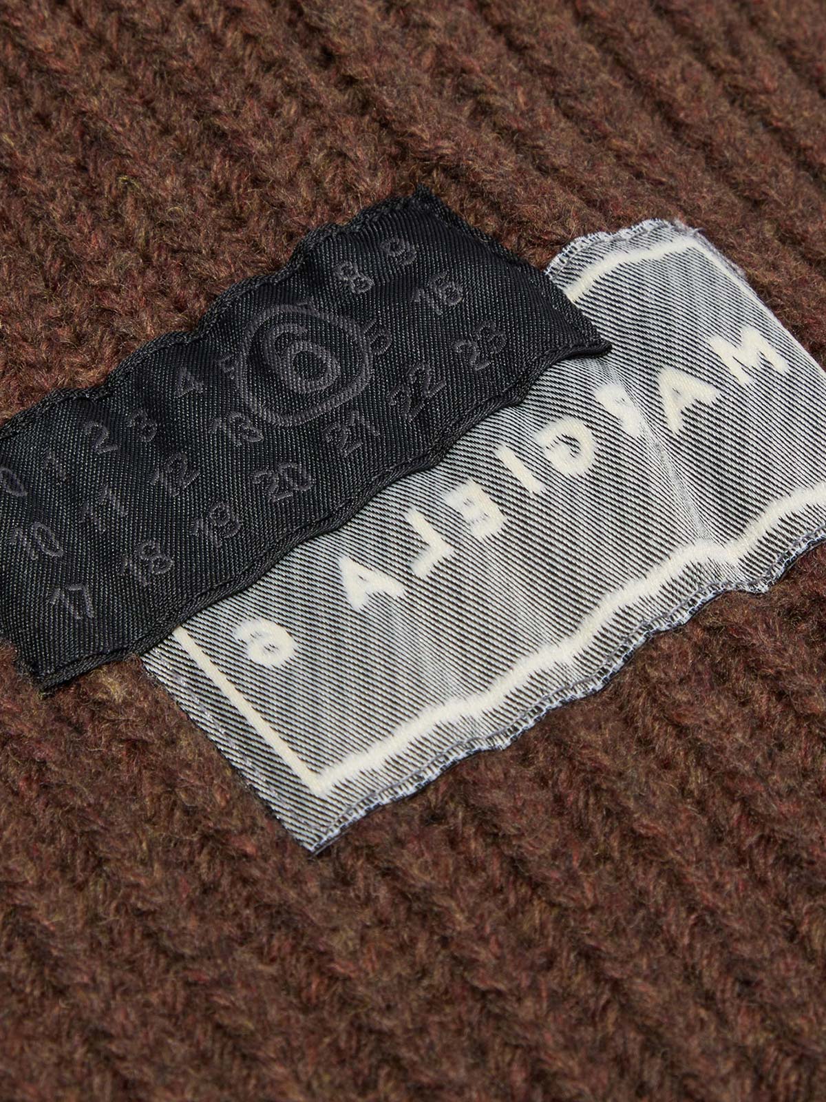 BERRETTO MM6 MAISON MARGIELA