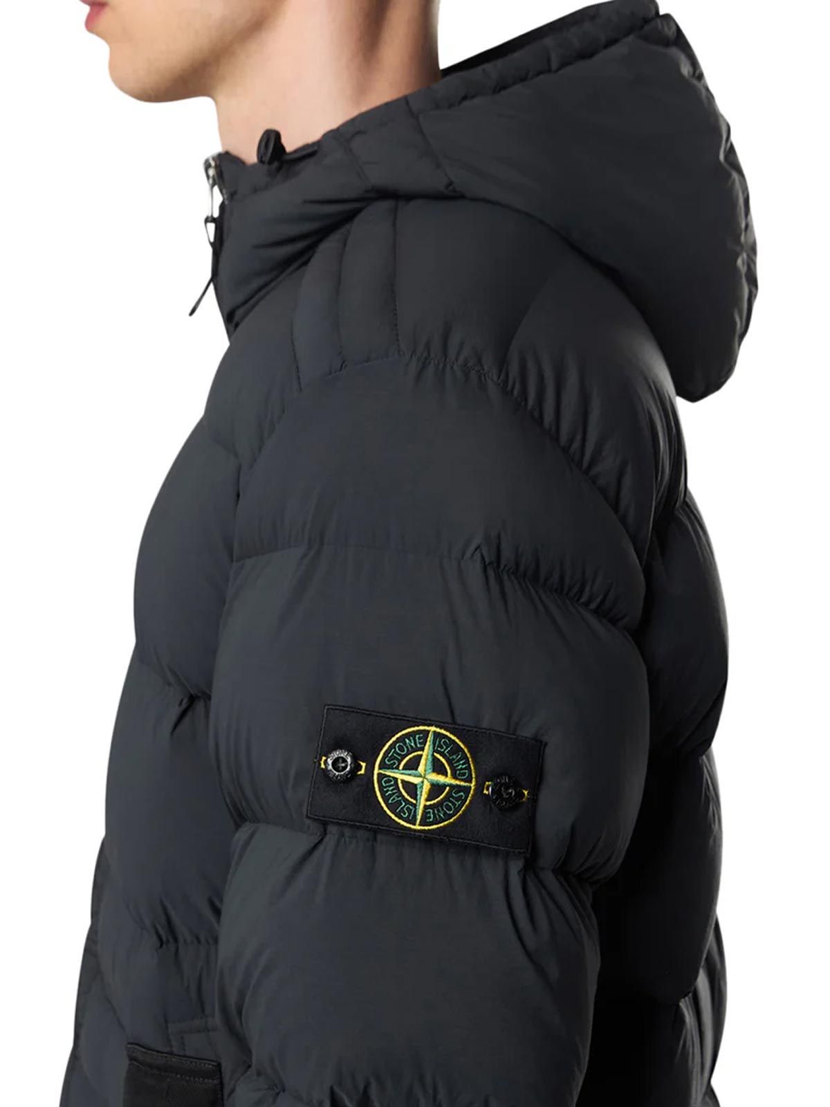 piumino Stone Island nero con cappuccio Quaranta Boutique Stone