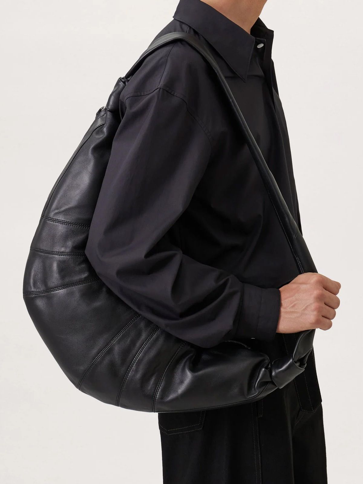 Borsa croissant grande nera LEMAIRE