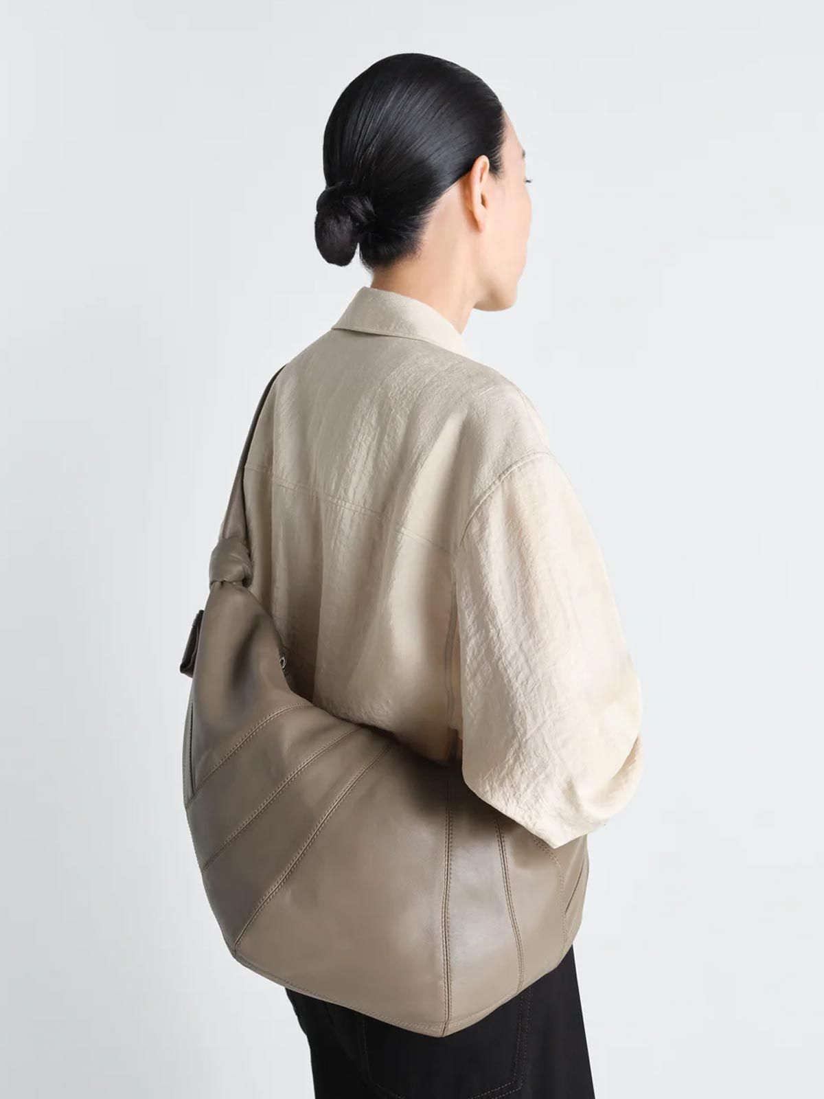 Large croissant bag khaki LEMAIRE