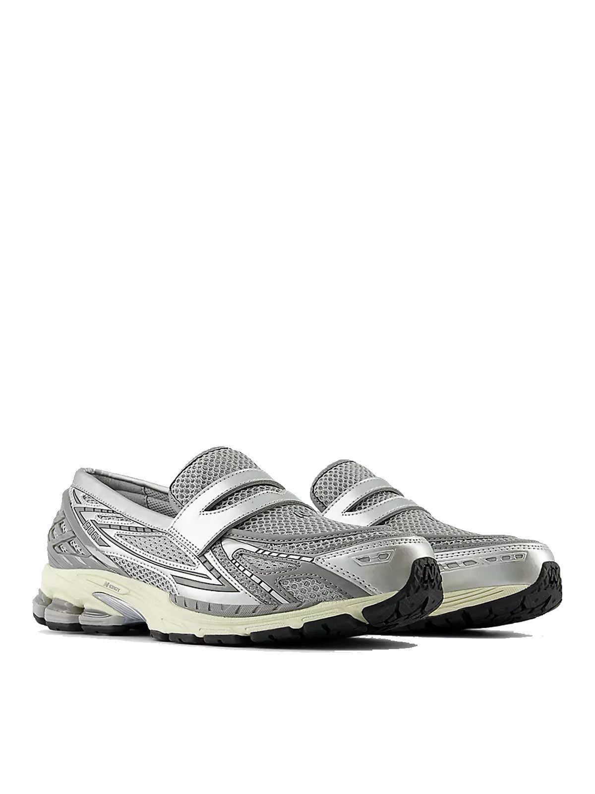 SNEAKERS SILVER