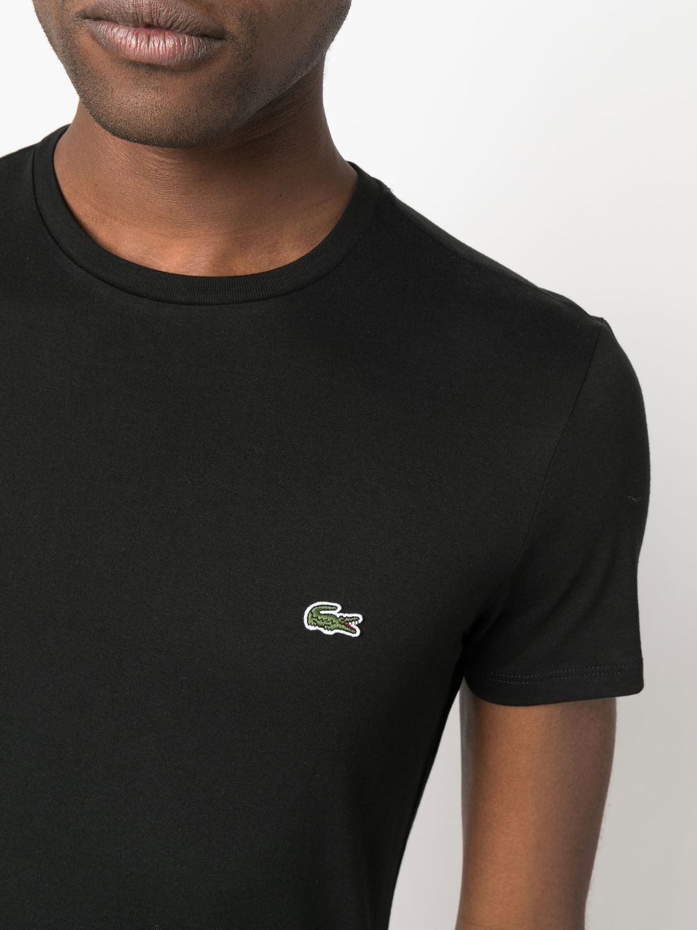 t-shirt nera  LACOSTE