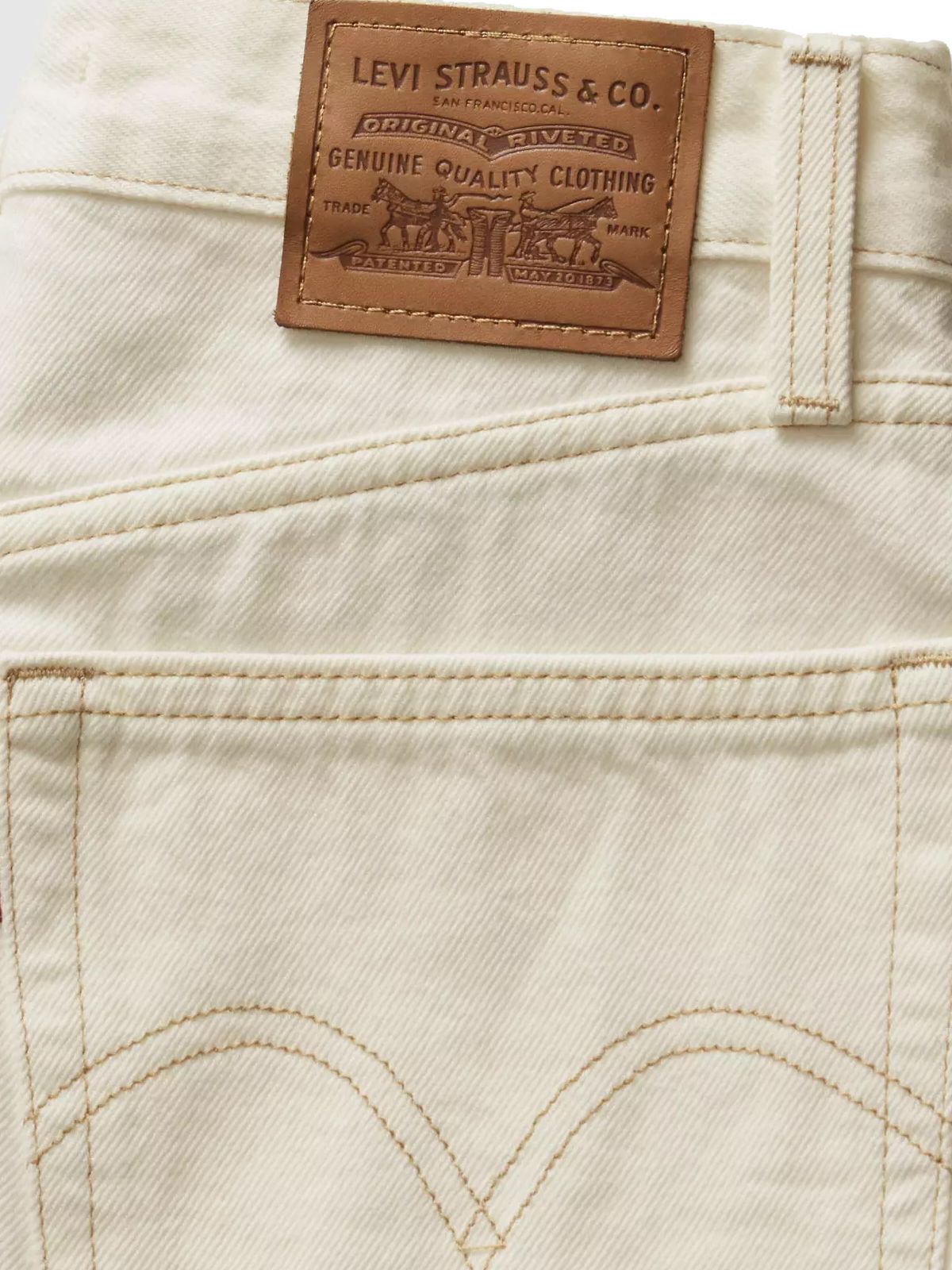 high baggy short snowing beige  LEVI'S