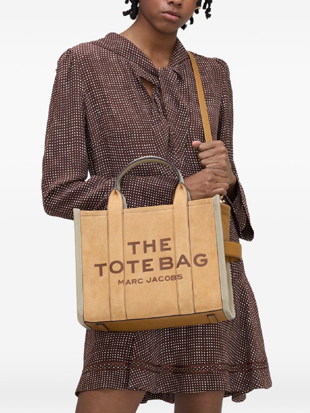 the medium tote brown  MARC JACOBS