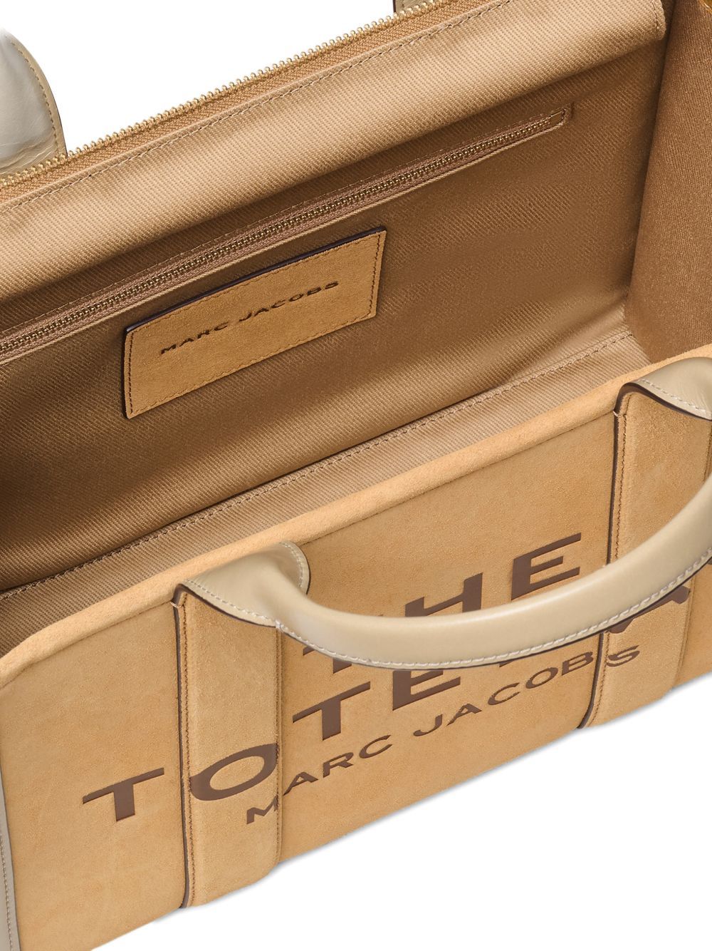 the medium tote brown  MARC JACOBS