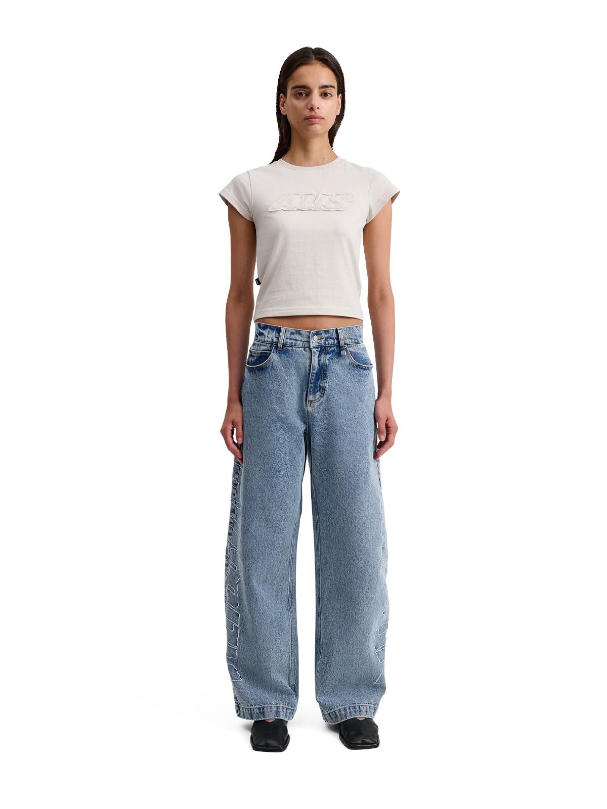 White oliiey baby tee ALIS