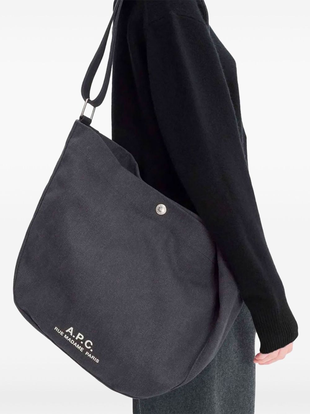 besace journal beige A.P.C.