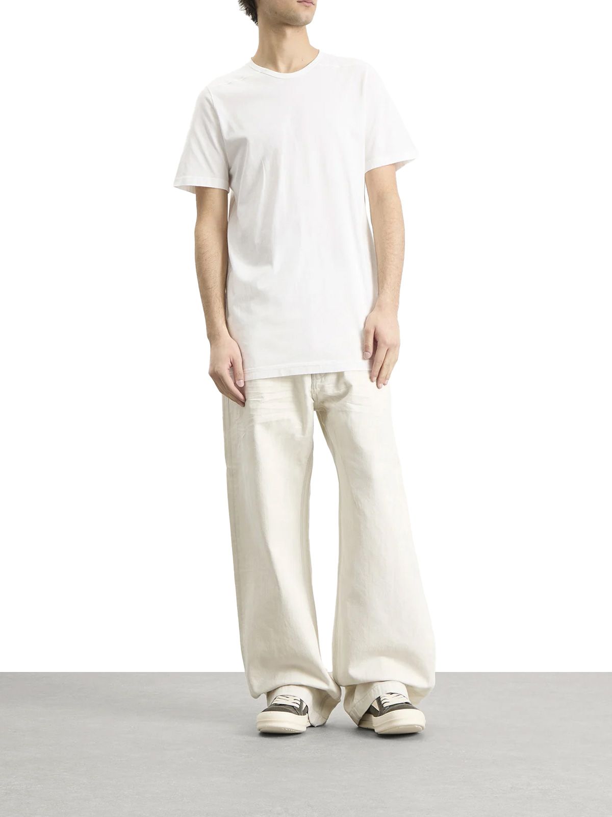 tee level white  DRKSHDW