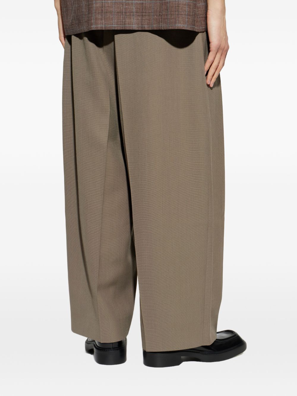 pantaloni a doppia piega marrone STUDIO NICHOLSON