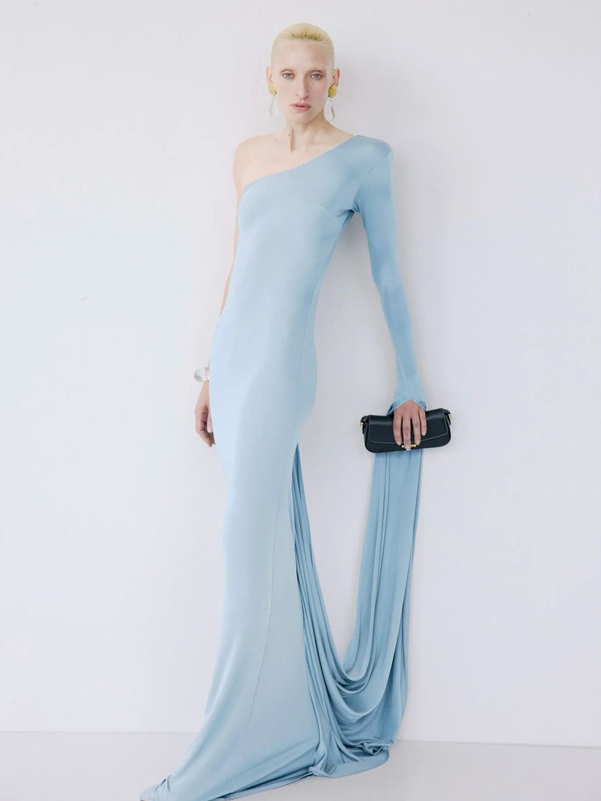 Abito celeste yuna in nerolique THE NEW ARRIVALS ILKYAZ OZEL