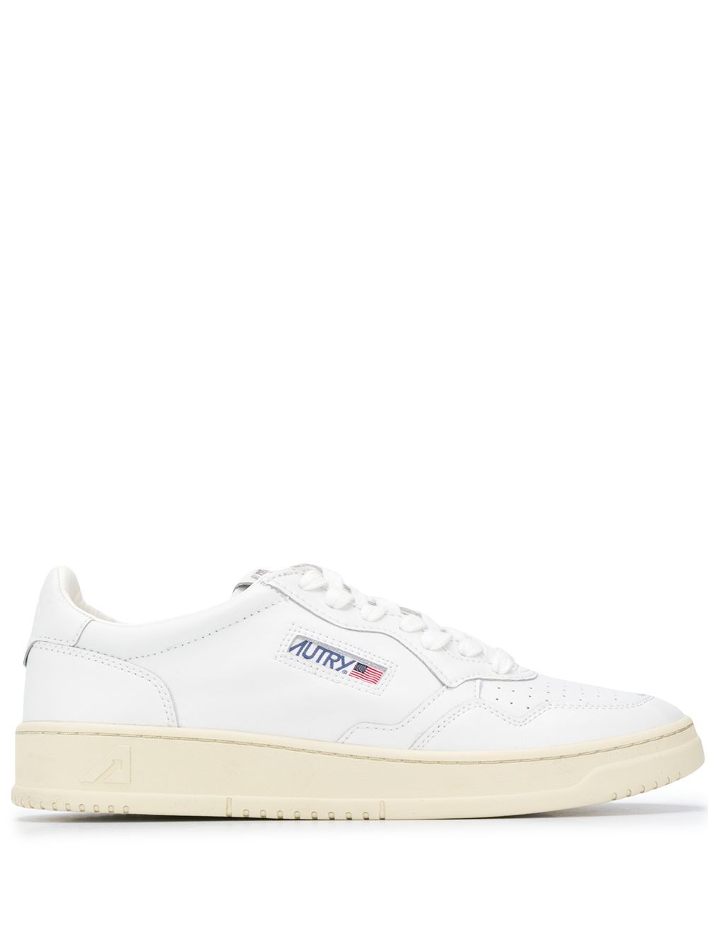medalist low white 