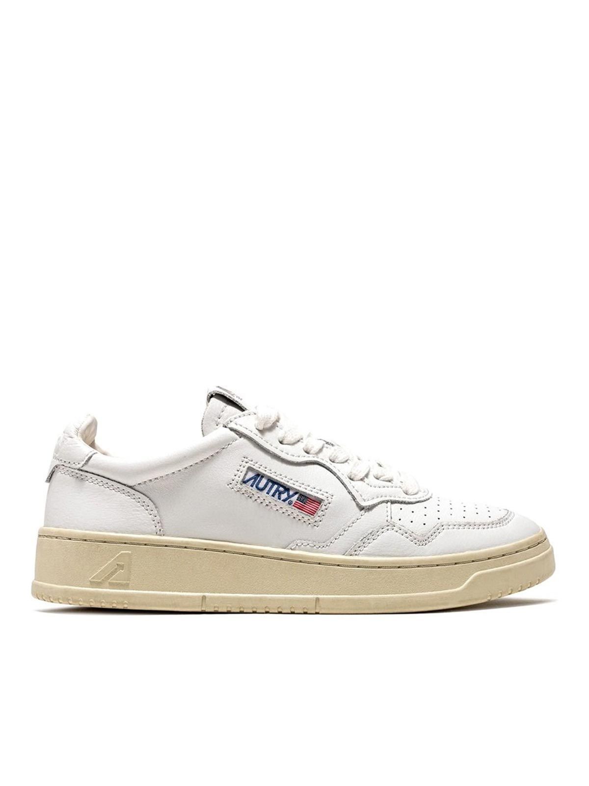 medalist low white 