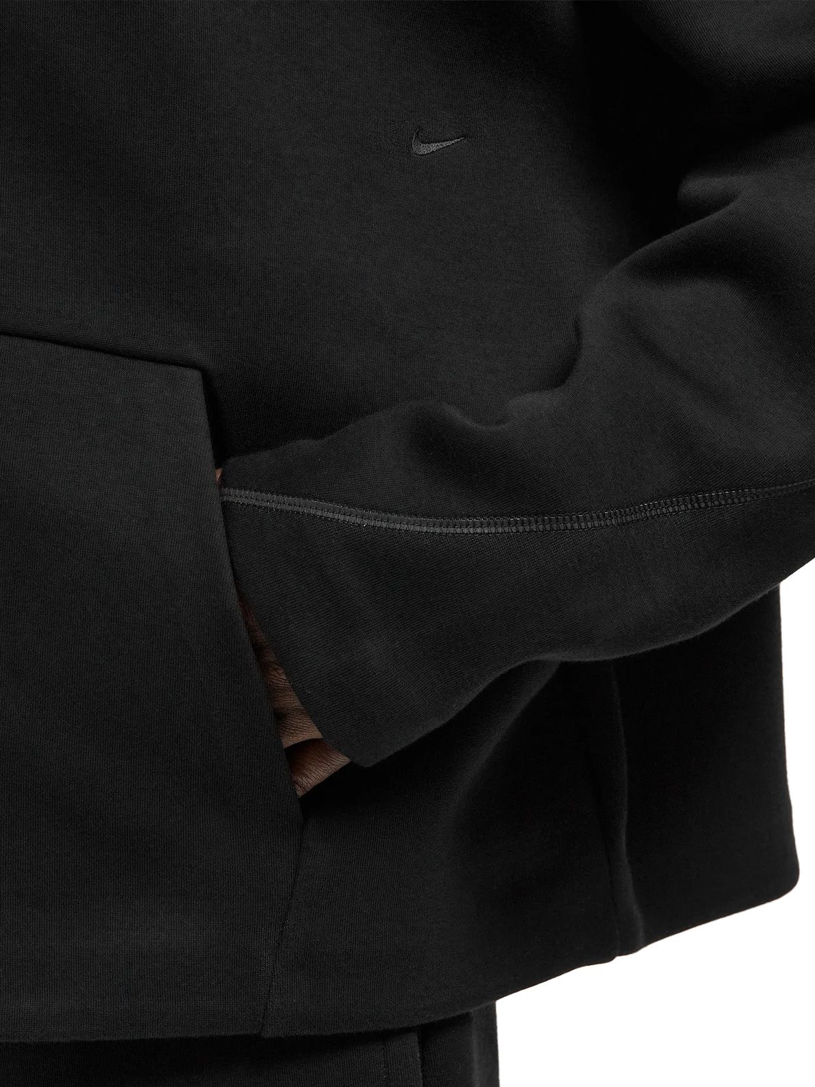 tech jacket black  NIKE