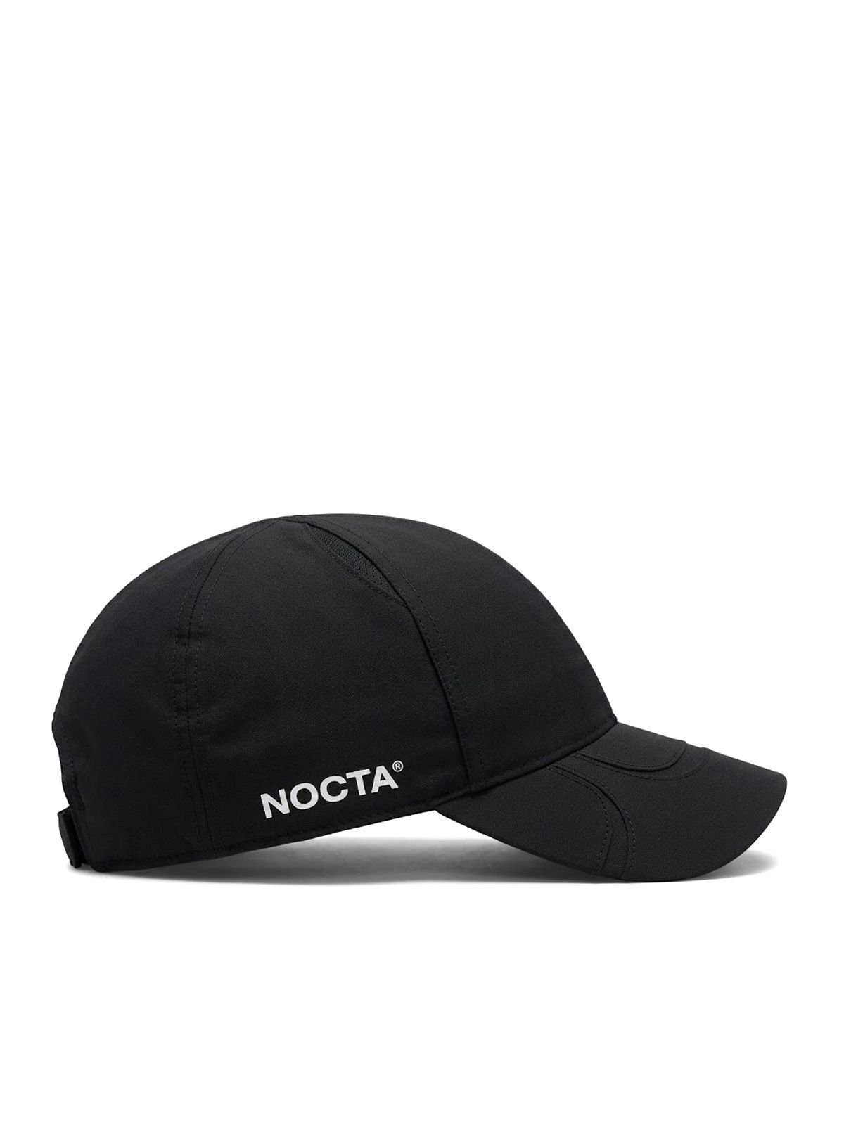 Cappello con visiera nero