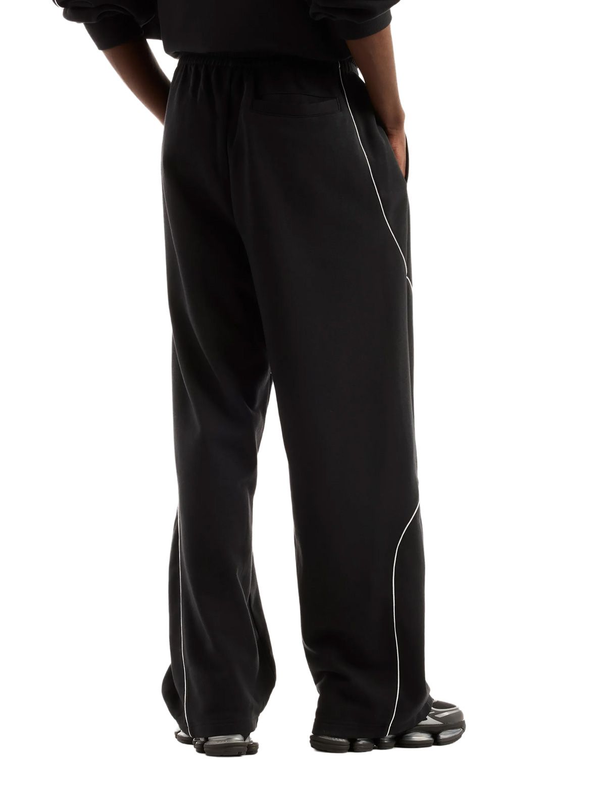 Black trackpants NEW BALANCE