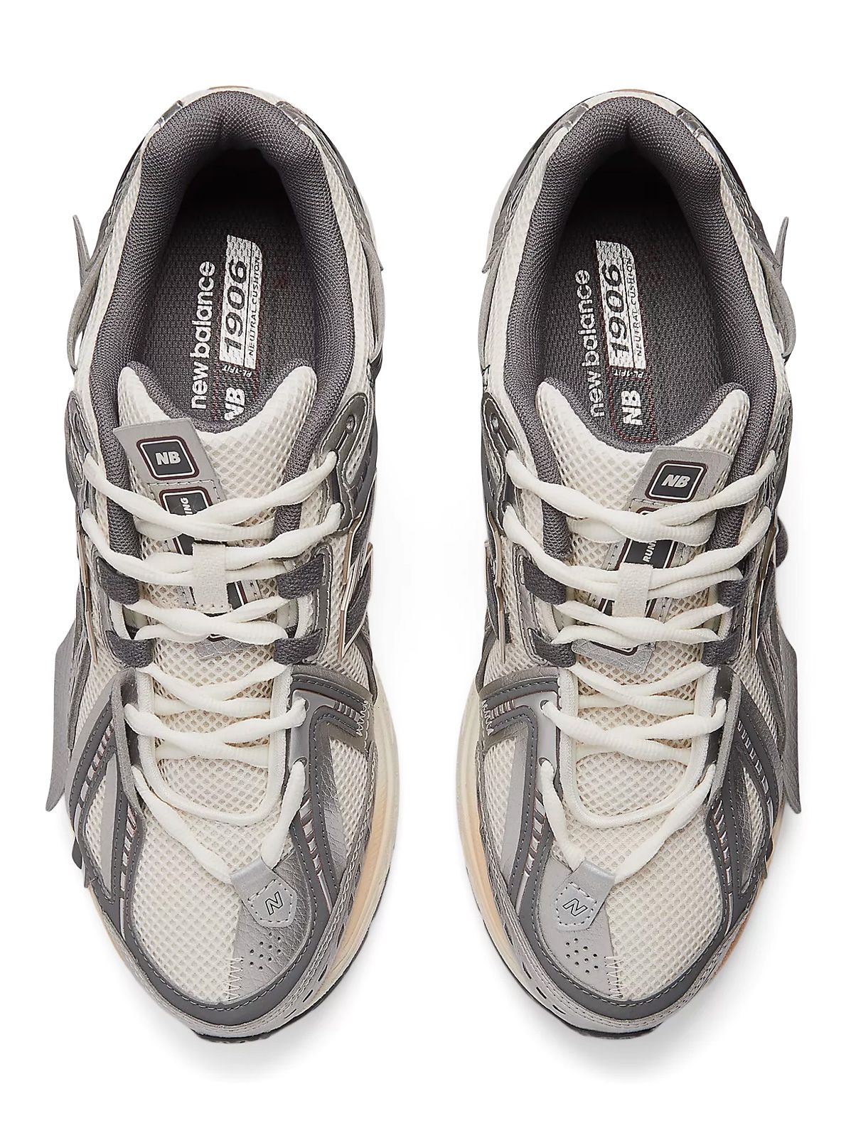 White grey sneakers NEW BALANCE