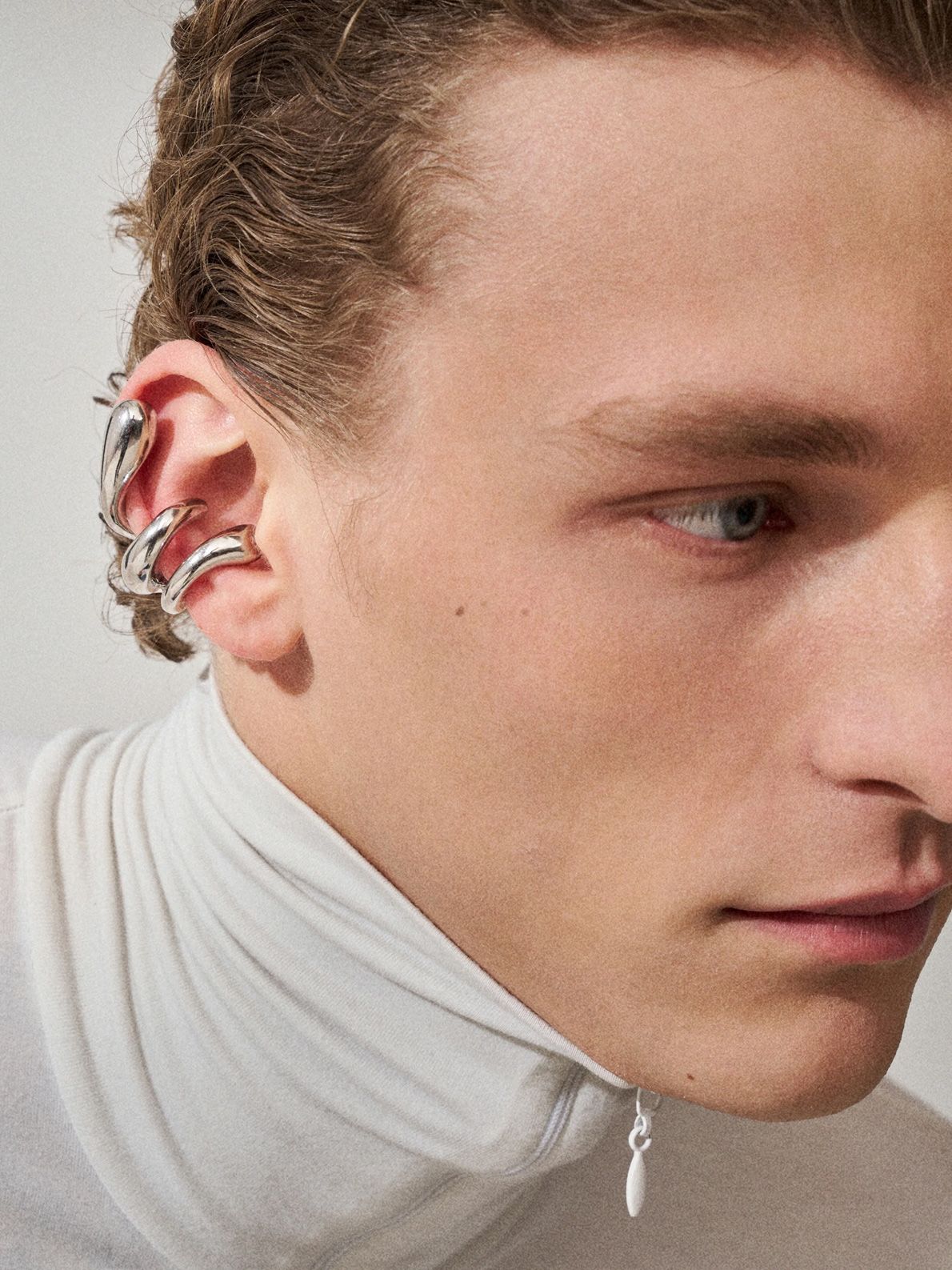 Silver blow up forma ear cuff PANCONESI