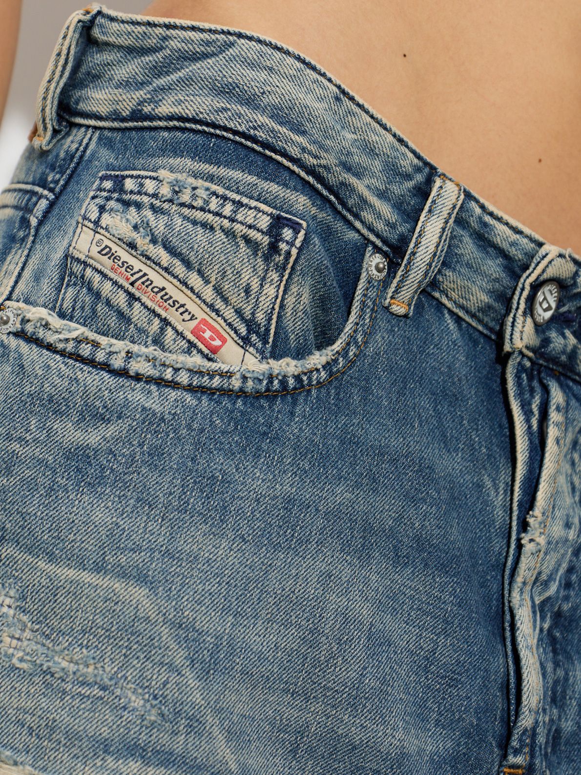 Blue jeans DIESEL