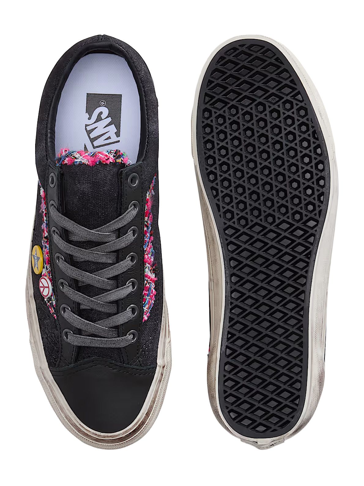 Old skool souvenir black