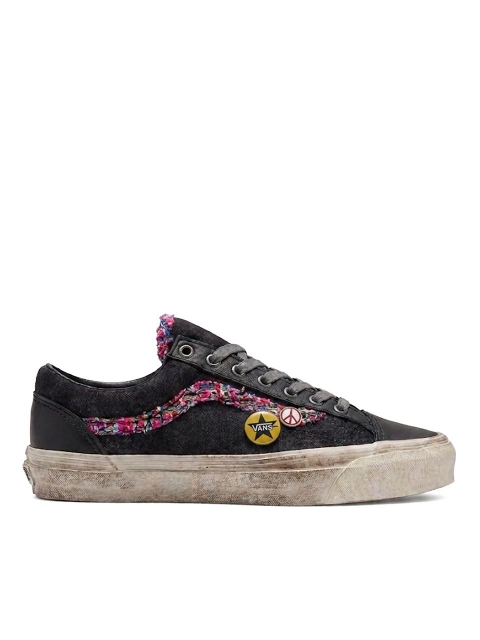 Old skool souvenir black