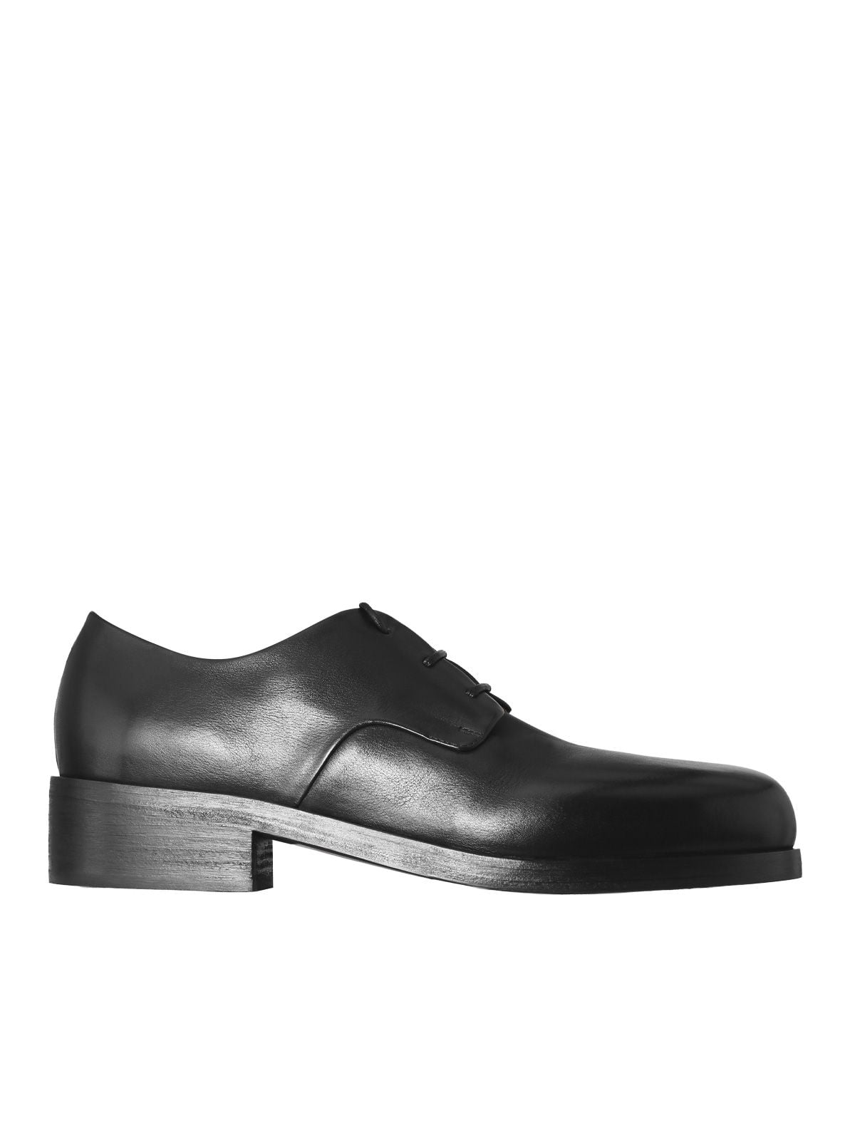 Derby black