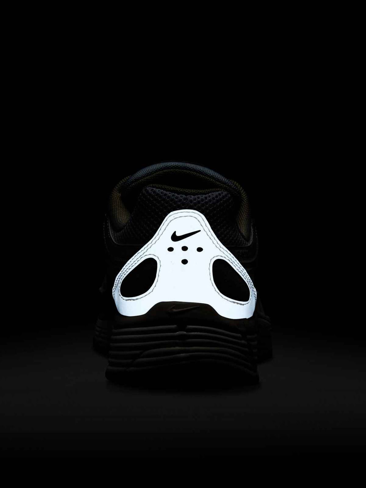 White p-6000 sneakers NIKE