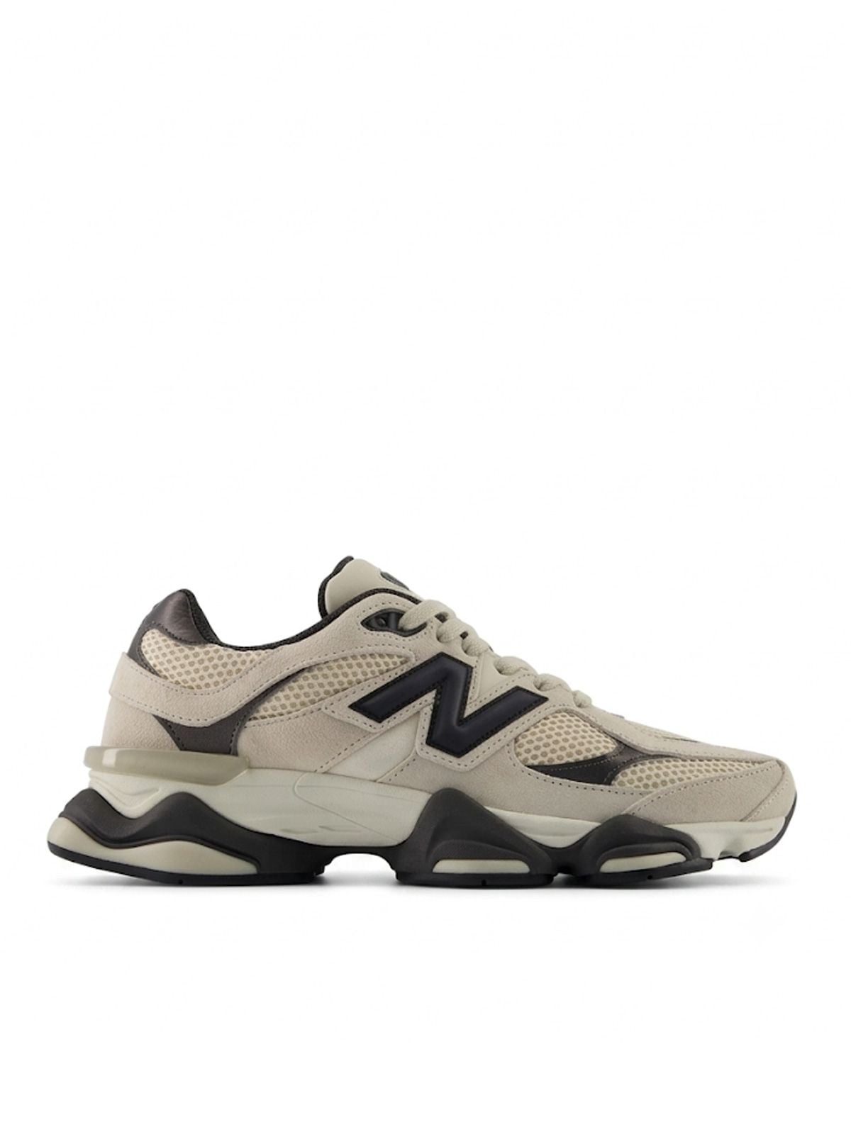 Black beige sneakers