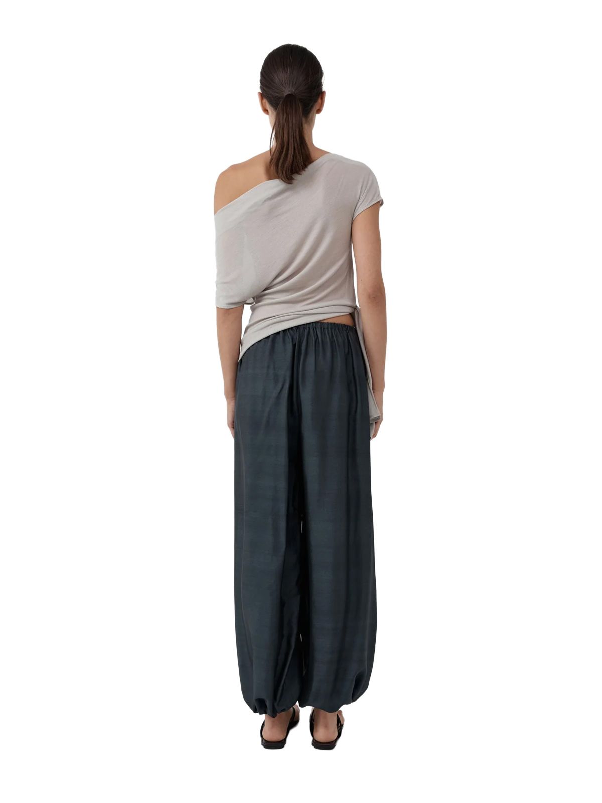 Washed black silk balloon pants ST. AGNI
