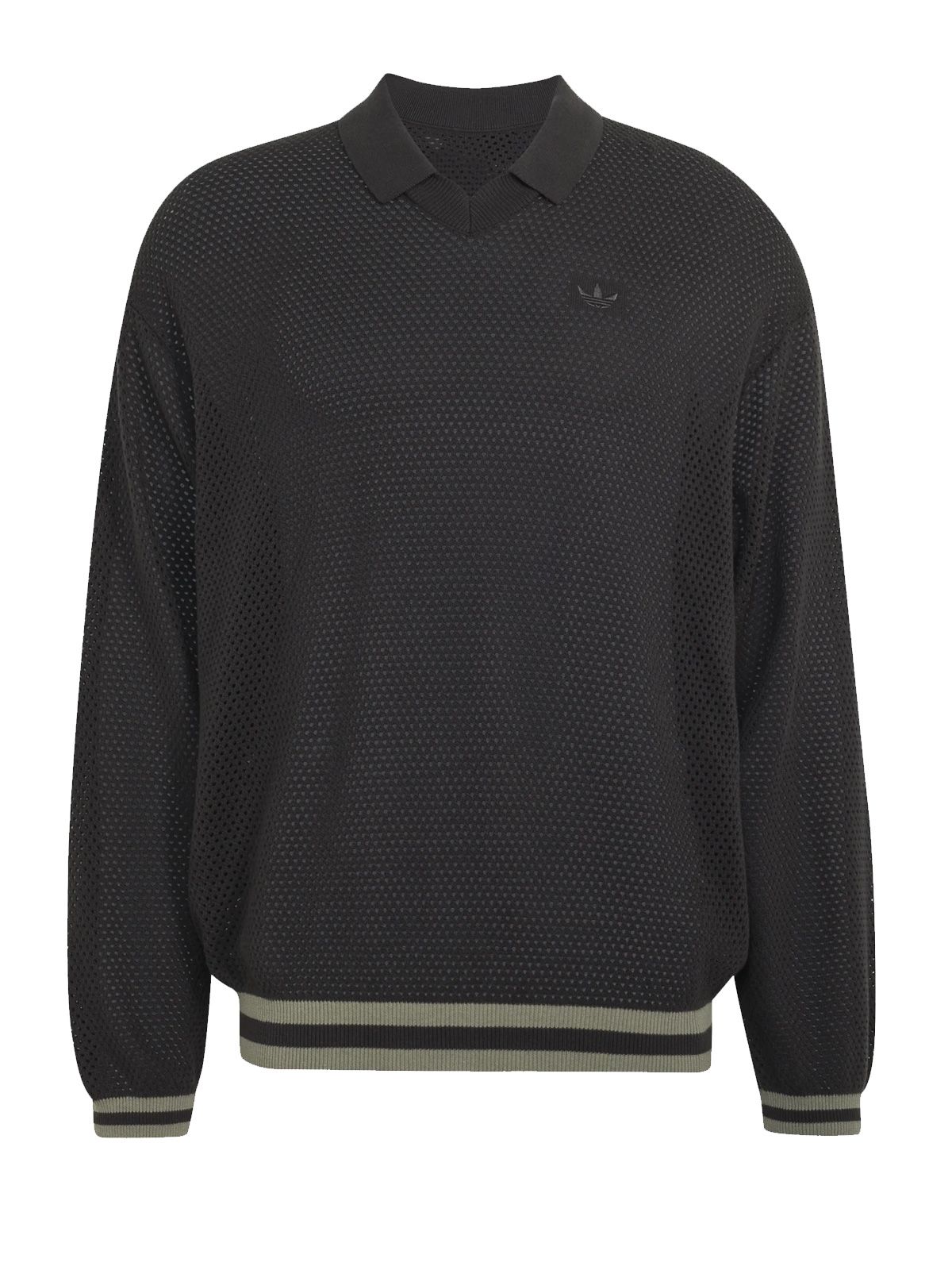 Black knitwear