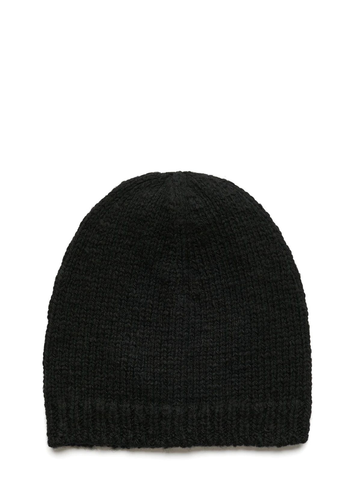 Black classic beanie