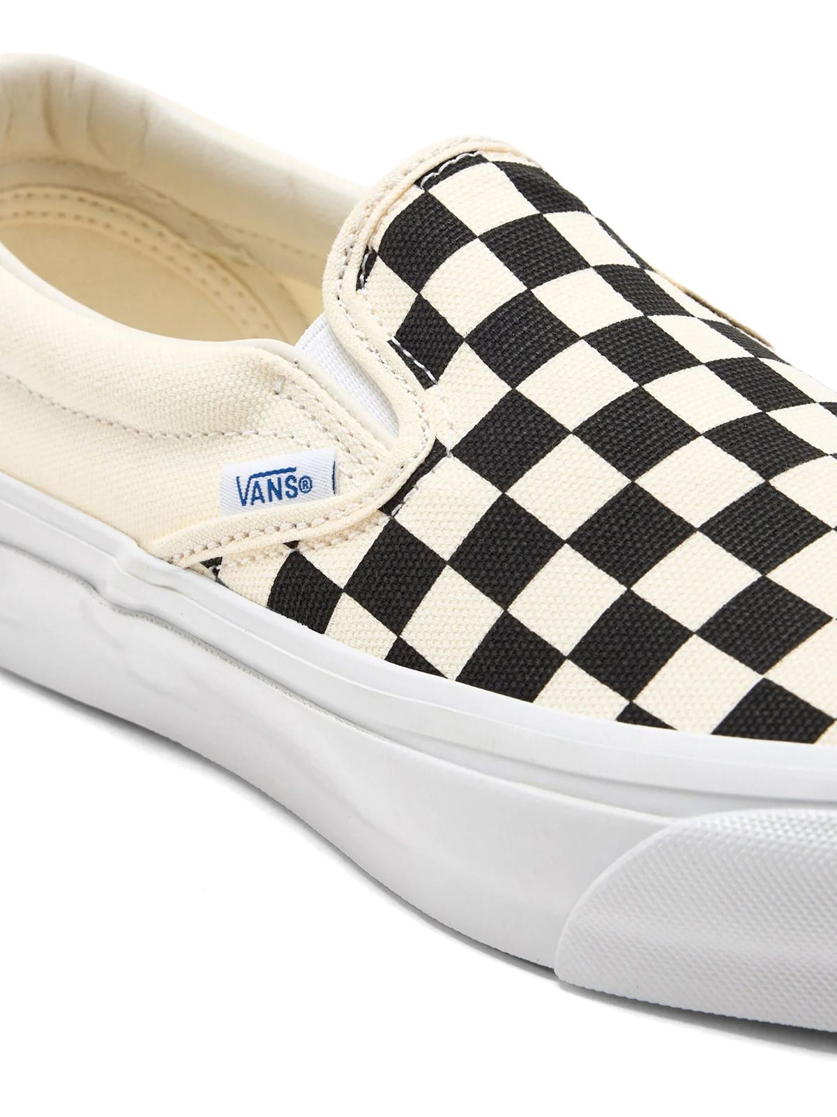 Black and white slip on reissue sneakers VANS