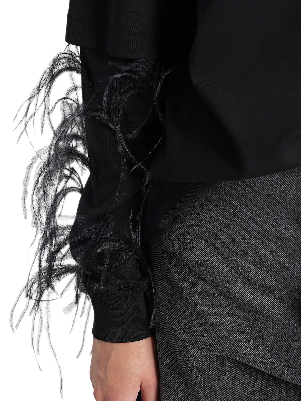 Black troy double sleeve with feathers top DARKPARK