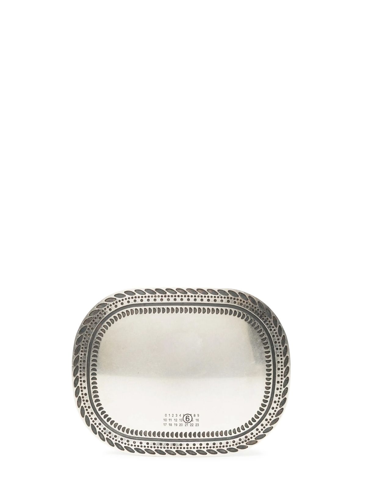 Silver buckle motif clip
