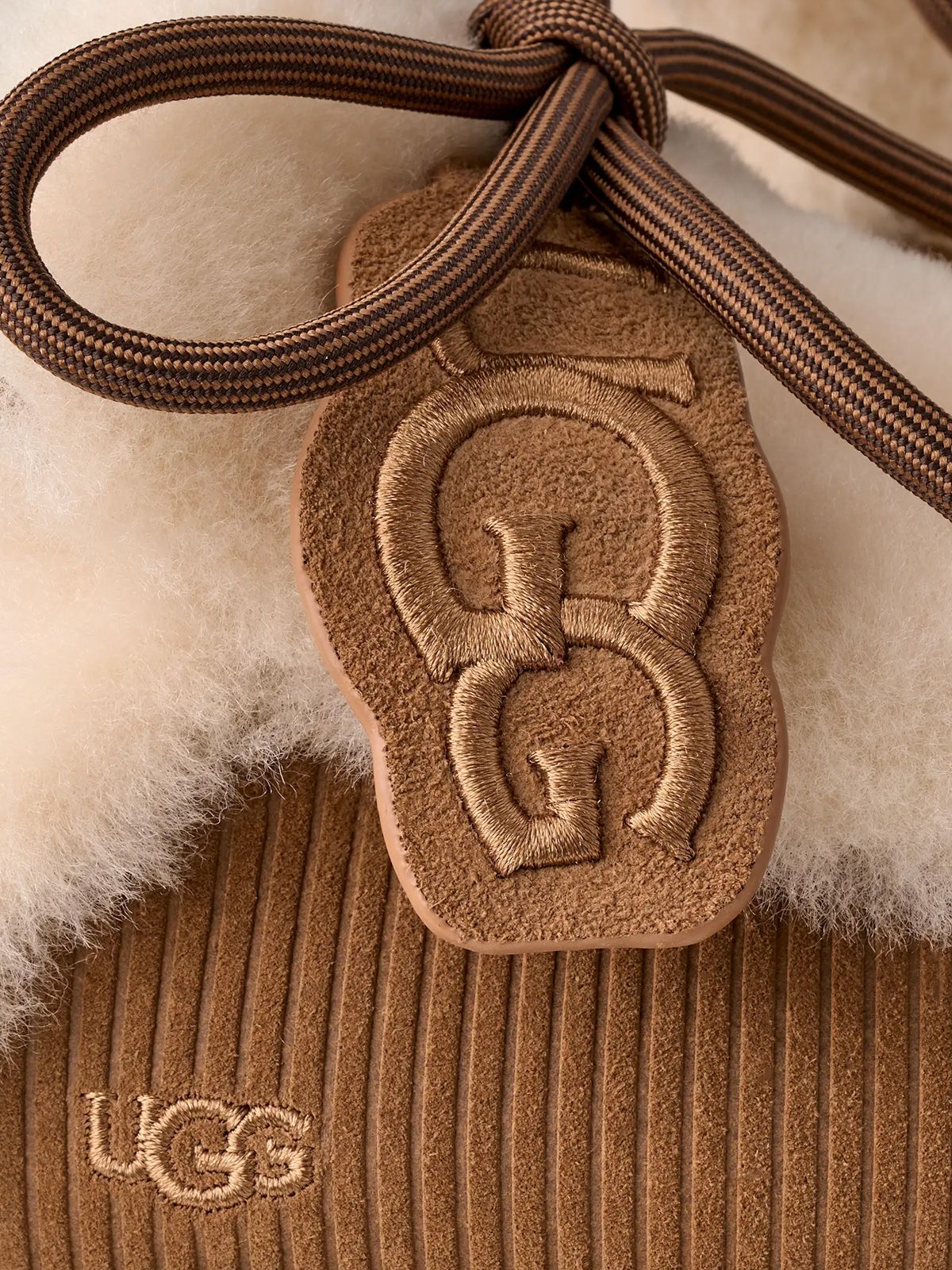 Sabot disquette heritage marroncino UGG