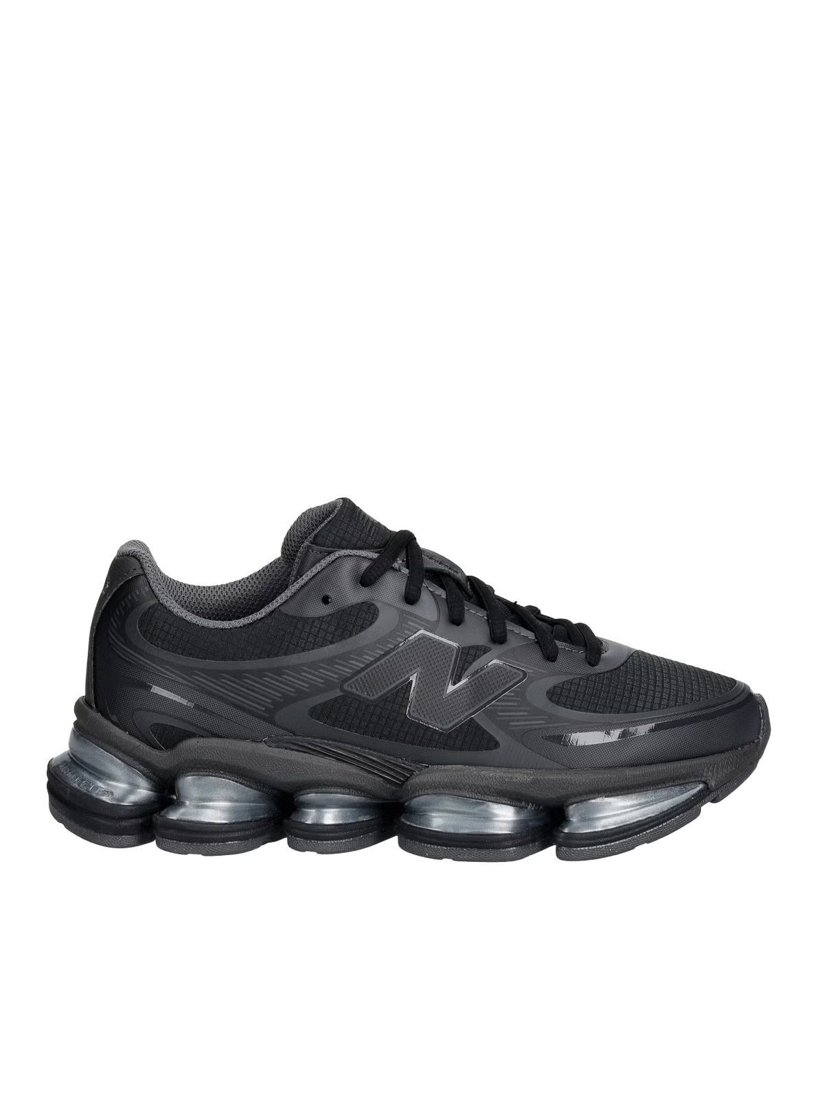 Sneakers nere