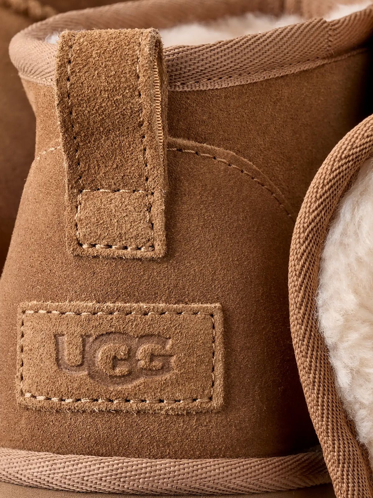 Stivaletti classic ultra mini platform marroncino UGG