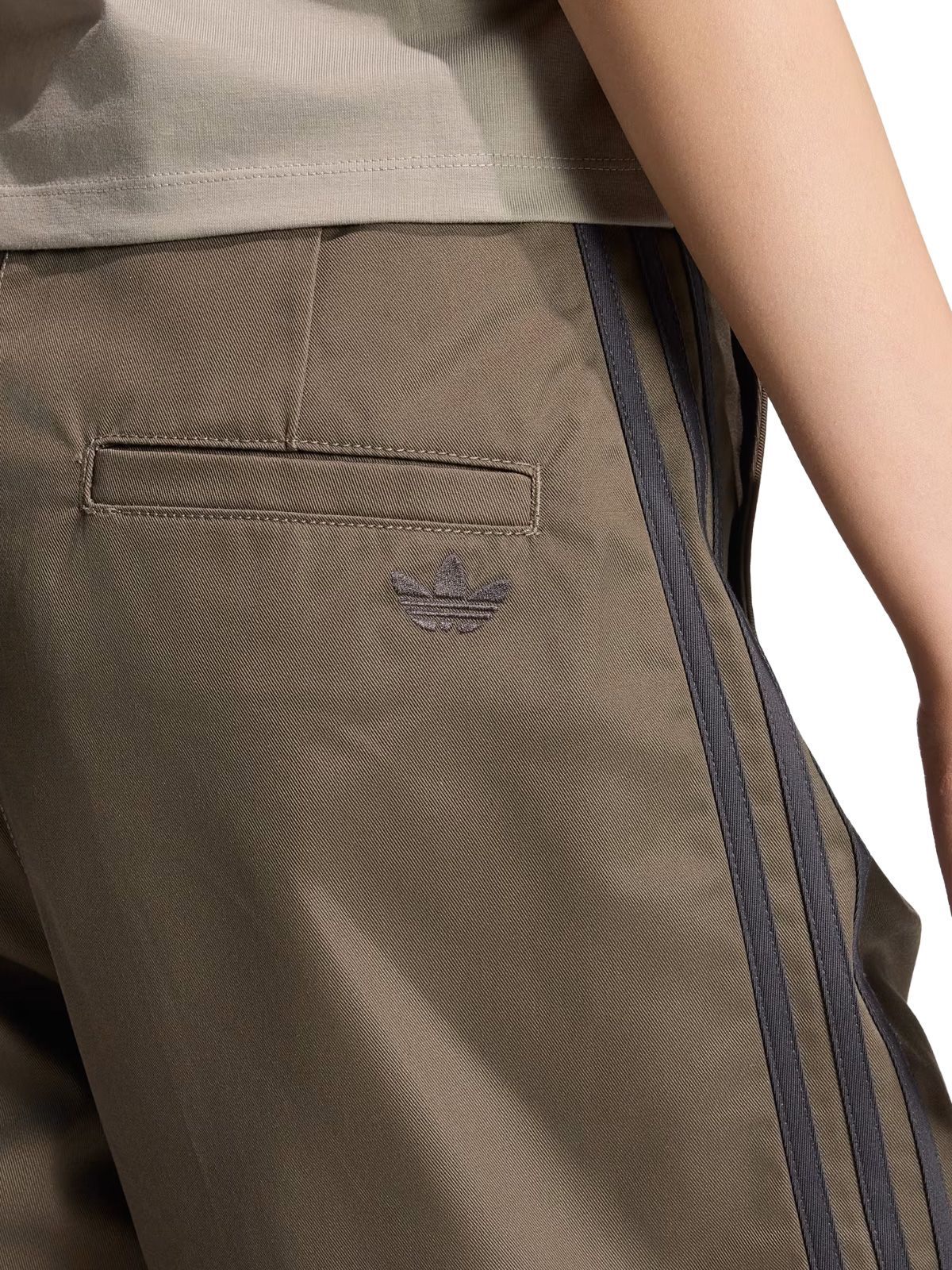 Pantaloni sartoriali verdi ADIDAS ORIGINALS