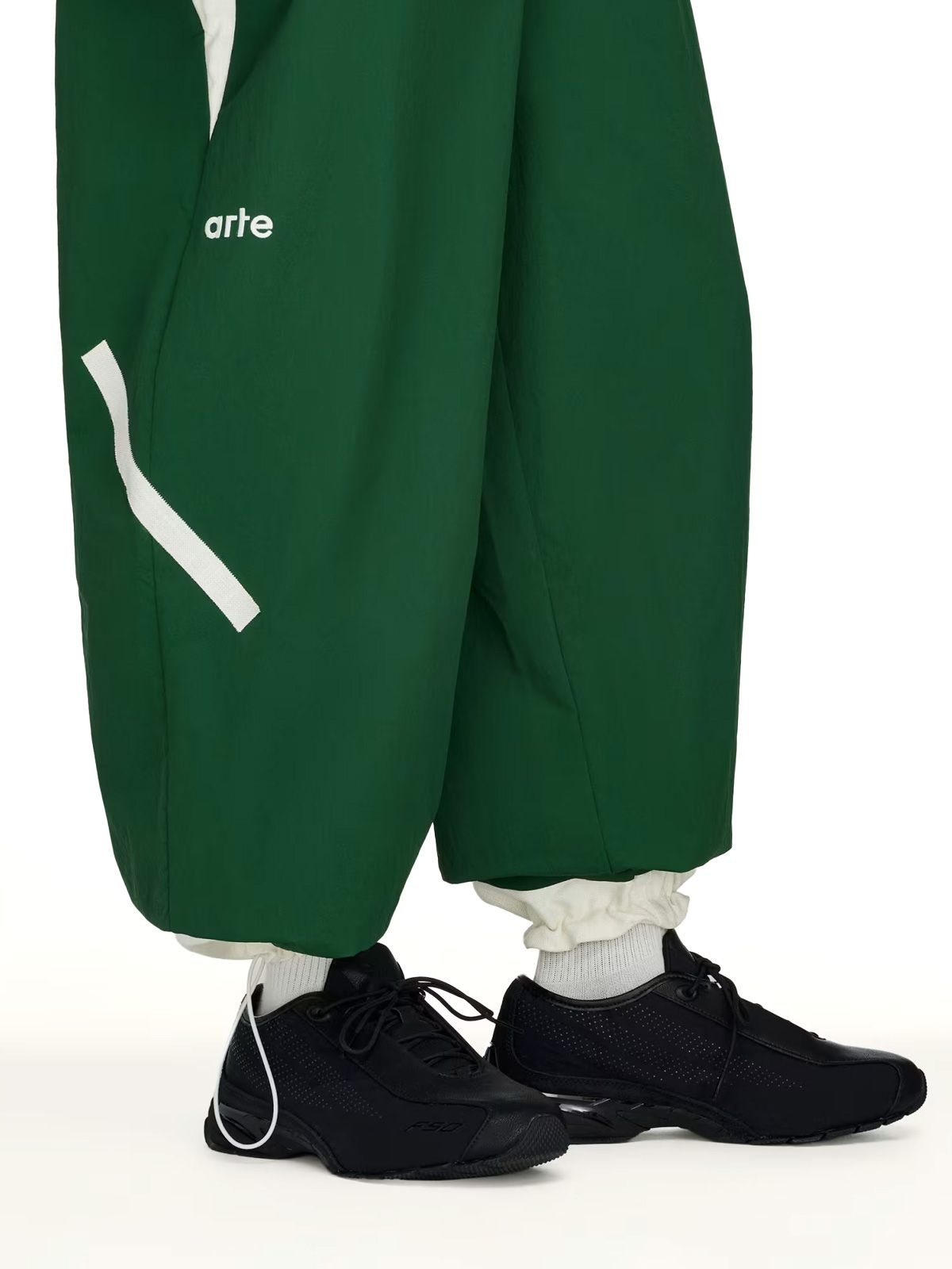 Pantaloni tuta arte verdi ADIDAS X ARTE ANTWERP
